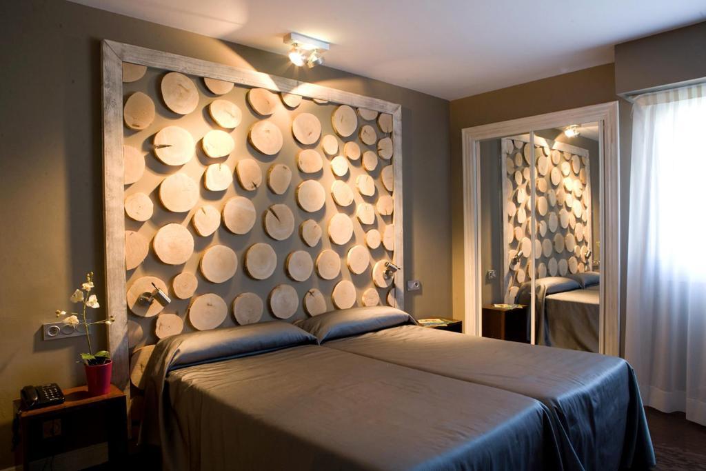 Hotel Salbatoreh Беасаин Стая снимка
