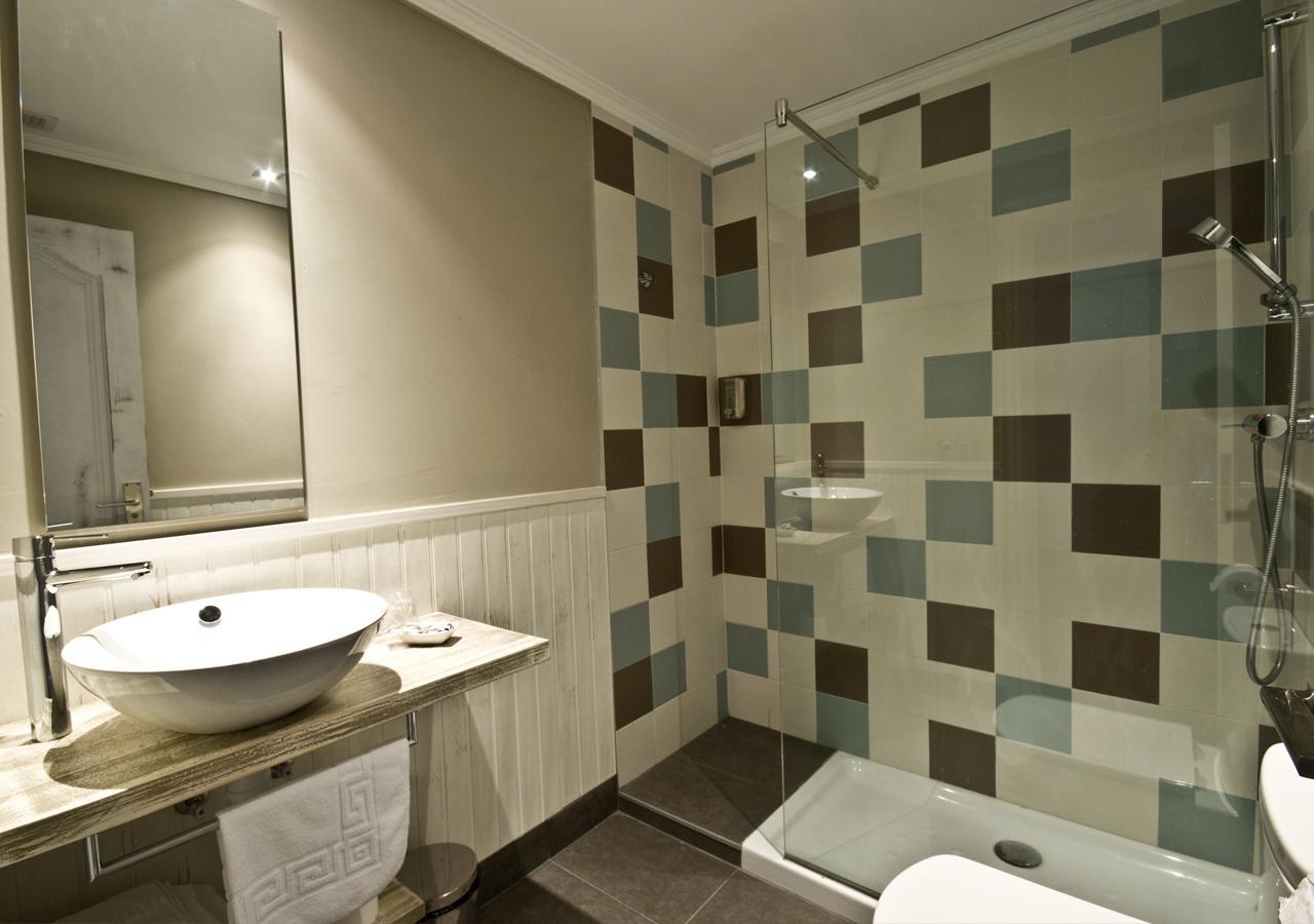 Hotel Salbatoreh Беасаин Екстериор снимка